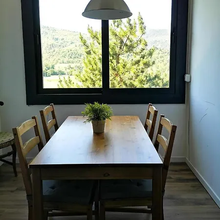 Con Gran Jardin En Holiday home
